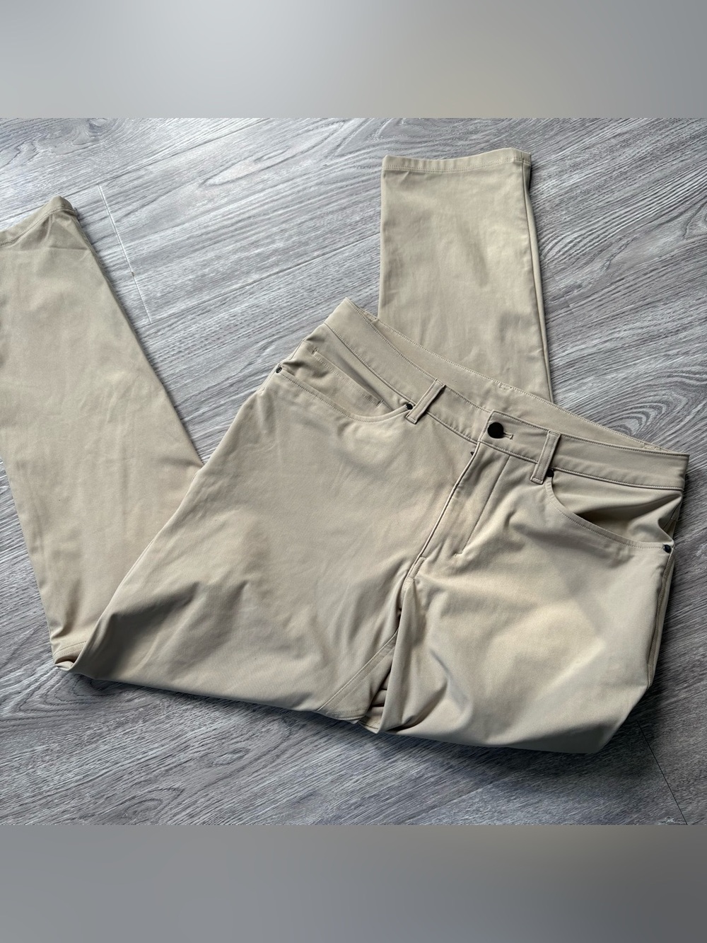Lululemon ABC Classic-Fit Tan Khaki Pants Warpstreme Stretch Size 31